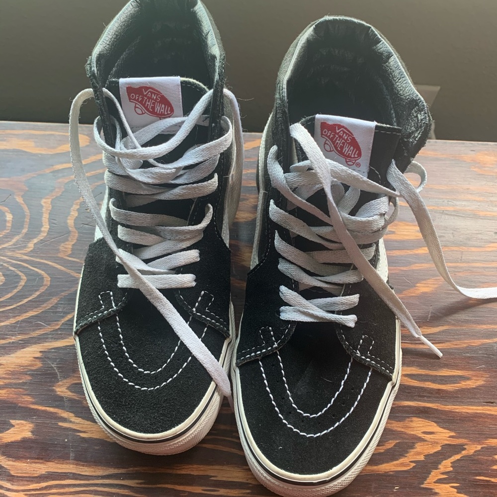 Black high top vans